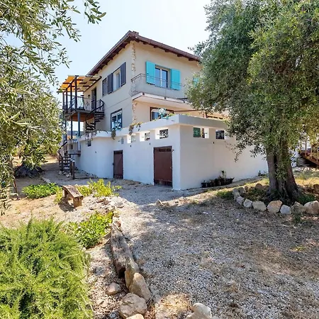 Casale- Il Giglio Rosa Villa