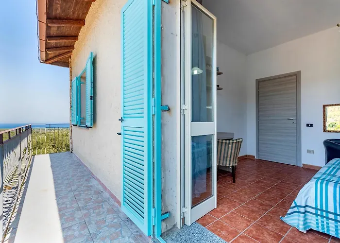 Casale- Il Giglio Rosa * Sorso